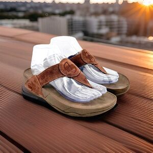 FitFlop Womens Oasis Brown Leather Thong Sandals Micro Wobble Board size 8